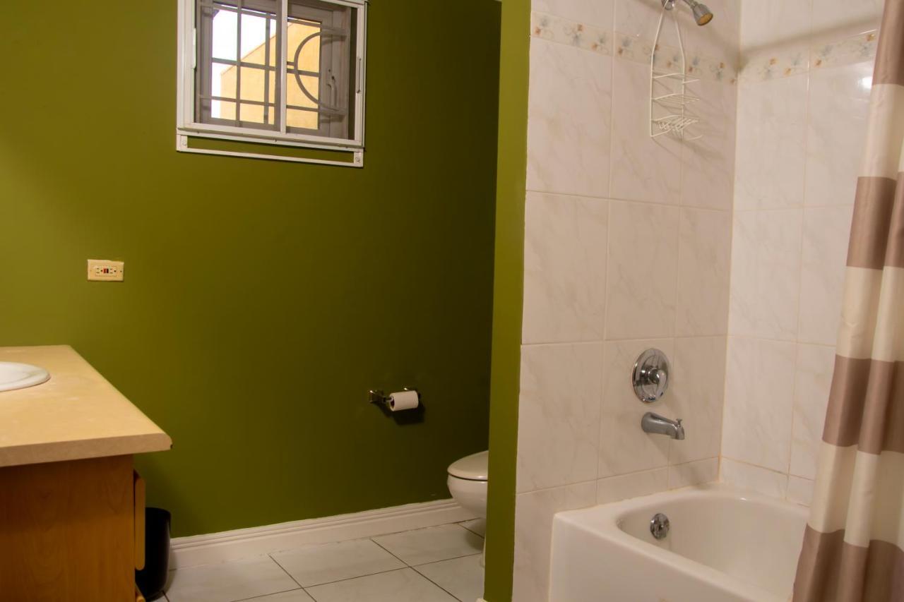 Vacation Getaway In Mango Walk Country Club Montego Bay Exterior foto