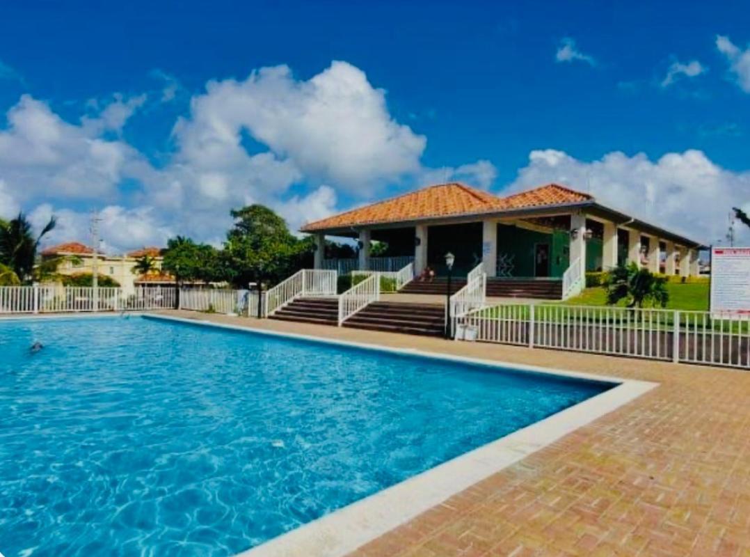 Vacation Getaway In Mango Walk Country Club Montego Bay Exterior foto